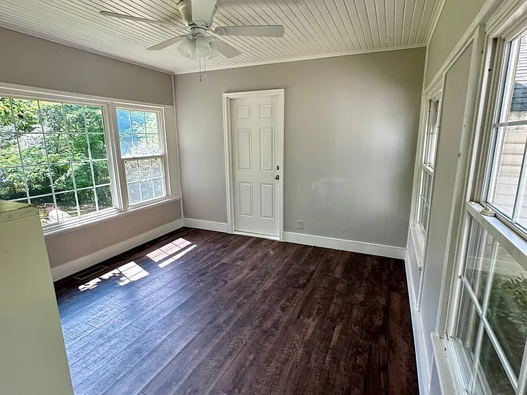 312 Cooper St — Photo 5
