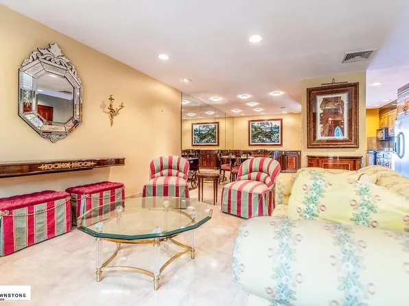 8876 Bay 16 St, Brooklyn, NY 11214