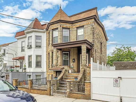 2nd image of 307 New York Ave