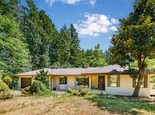 765 Woodcreek Dr, North Saanich, BC V8L5K4