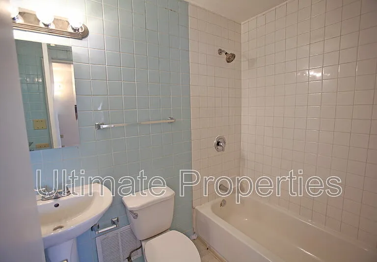 707 N 95th Dr — Photo 15