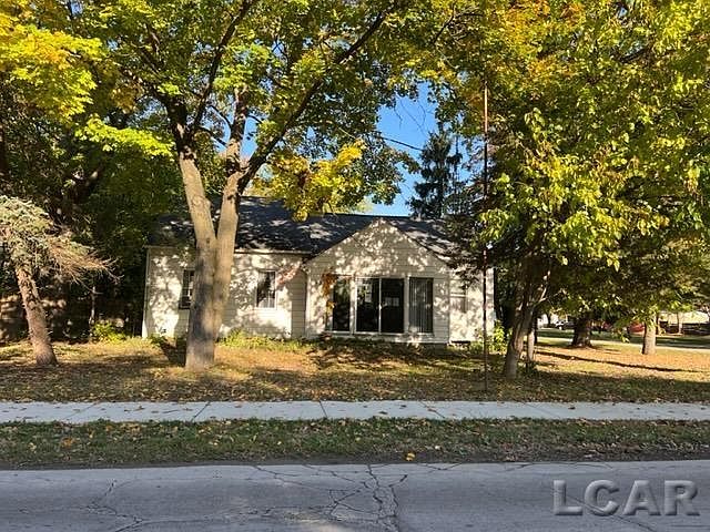 1st image of 93 Division St