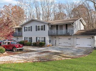 2751 Long Rd, Uniontown, OH 44685