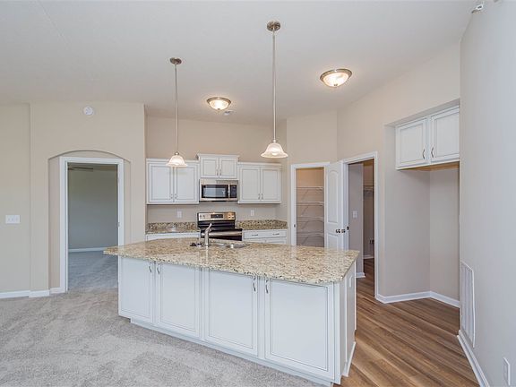 5th image of 7501 Devonshire Dr #23-301