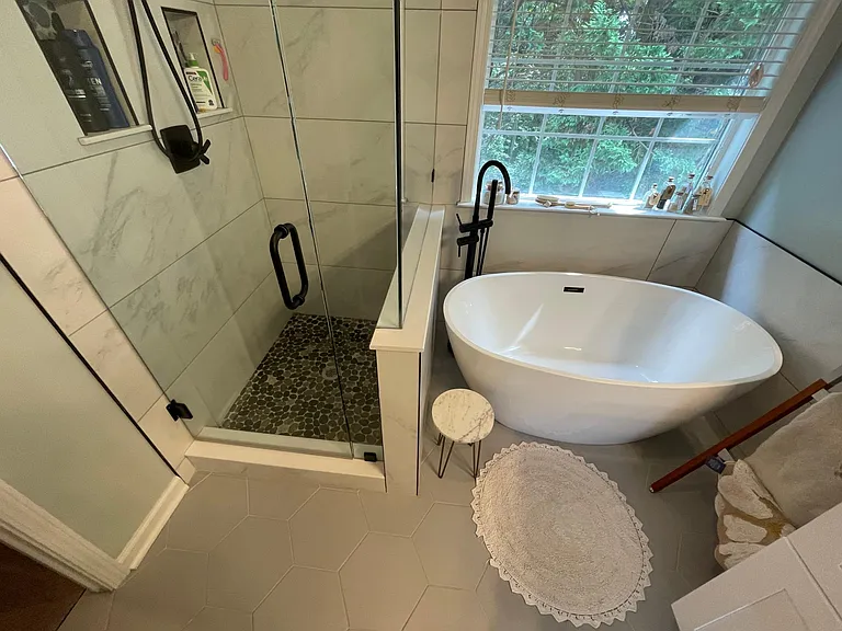 3330 Northcliff Dr — Photo 2