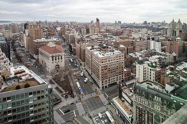 Rented by FirstService Realty (legacy) | media 33