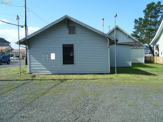 2nd image of 710 12th Ave