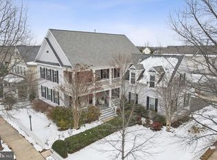 20368 Charter Oak Dr, Ashburn, VA 20147