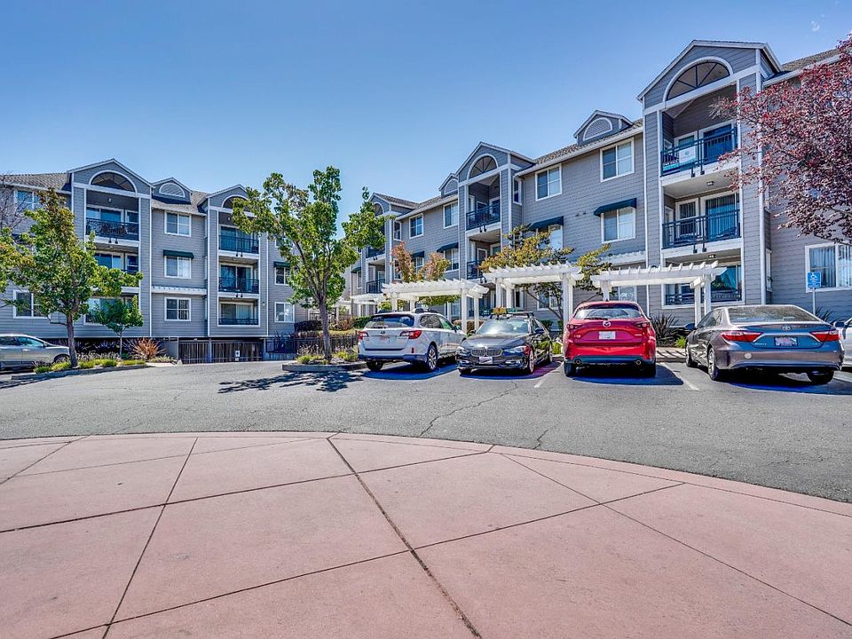 1st image of 1982 W Bayshore Rd APT 224