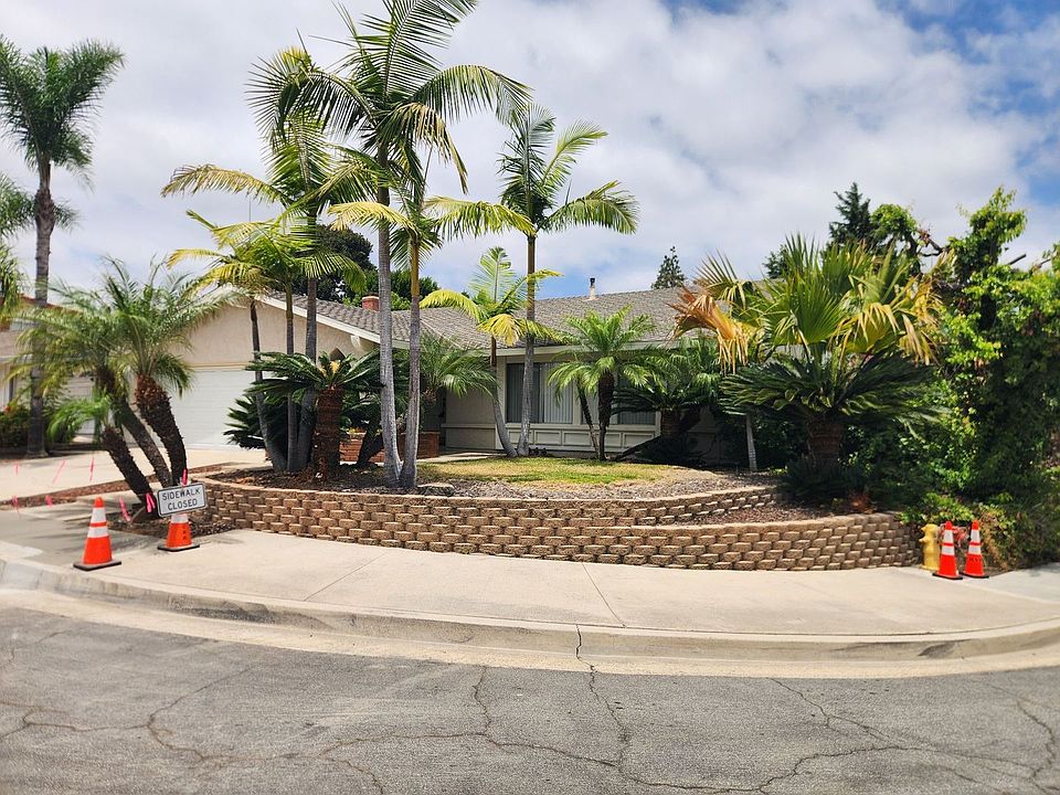 1st image of 26731 Valpariso Dr