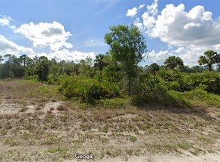 525 12th St SE, Naples, FL 34117