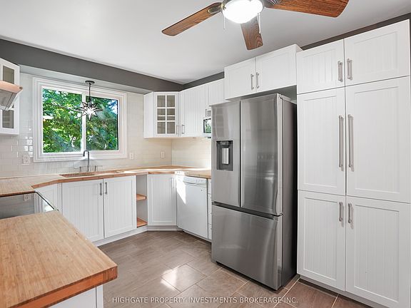 4th image of 85 Daphne Cres