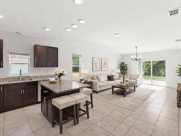 4th image of 1334 SW Kapok Avenue
