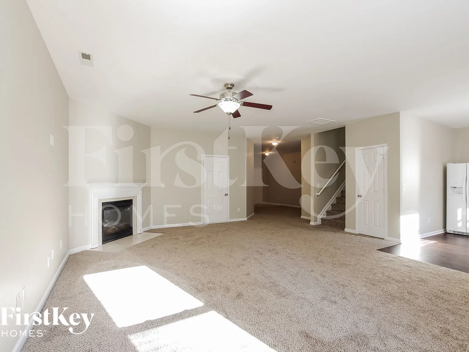 4 bed, 2.5 bath, 2083 sqft, $2,655 — Photo 3