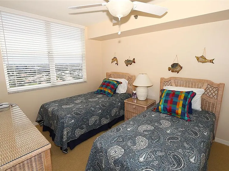 5550 Heron Point Dr #2004 — Photo 17