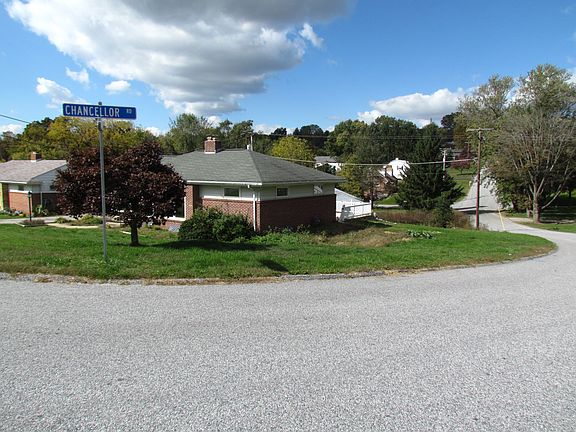 5th image of 448 Hill N Dale Dr