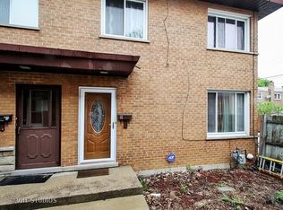 8319 Kilpatrick Ave, Skokie, IL 60076