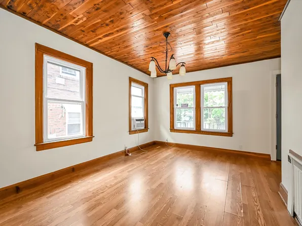 54-28 65th Place image 5 of 35