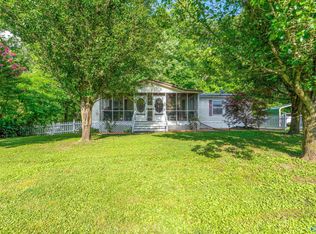 132 1st St N, Sylvania, AL 35988
