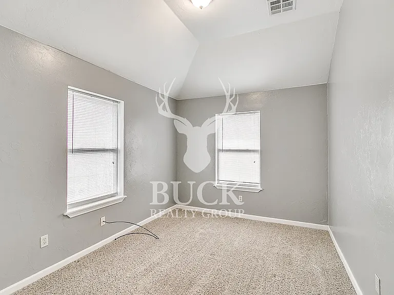 1201 Stansell Dr — Photo 28