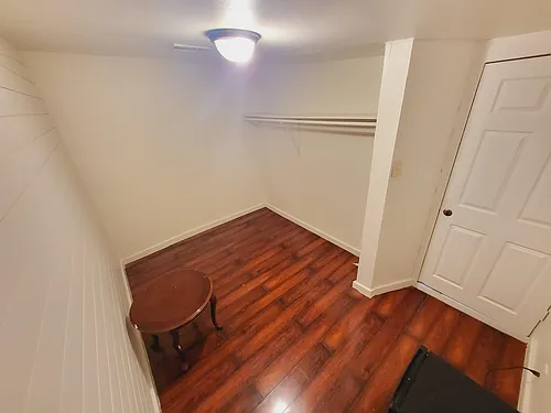 3606 Thompson St Photo 1