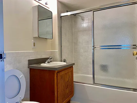 Rented by J Misrahi Realty Corp | media 18