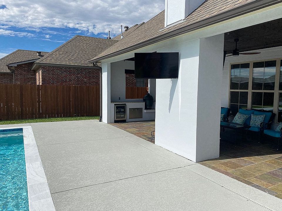 1st image of 203 Cascade Palm Ct