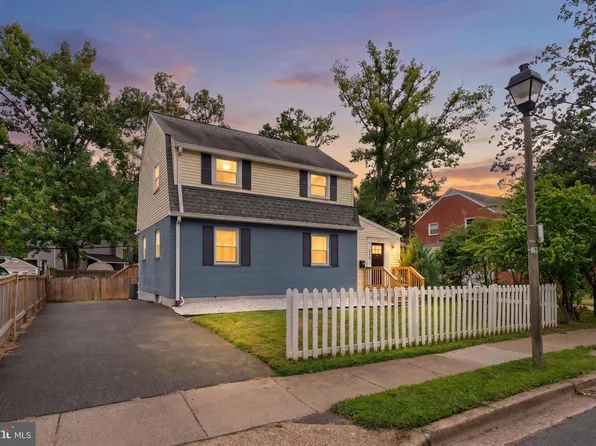 4758 Arlington Blvd, Arlington, VA 22204
