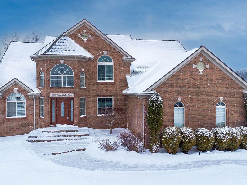 1st image of 1530 Glass Lake Cir