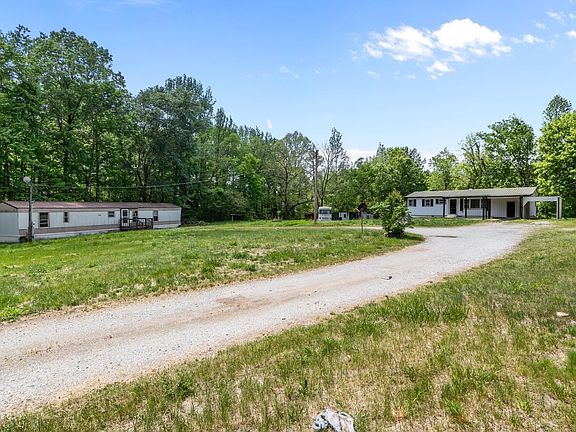 4th image of 305 Old Bruceton Rd