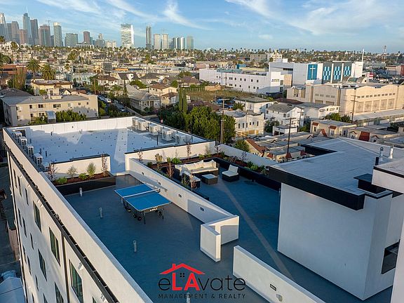 2nd image of 924 S Catalina St #604