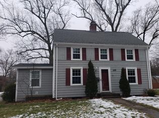 288 Burbank Rd, Longmeadow, MA 01106