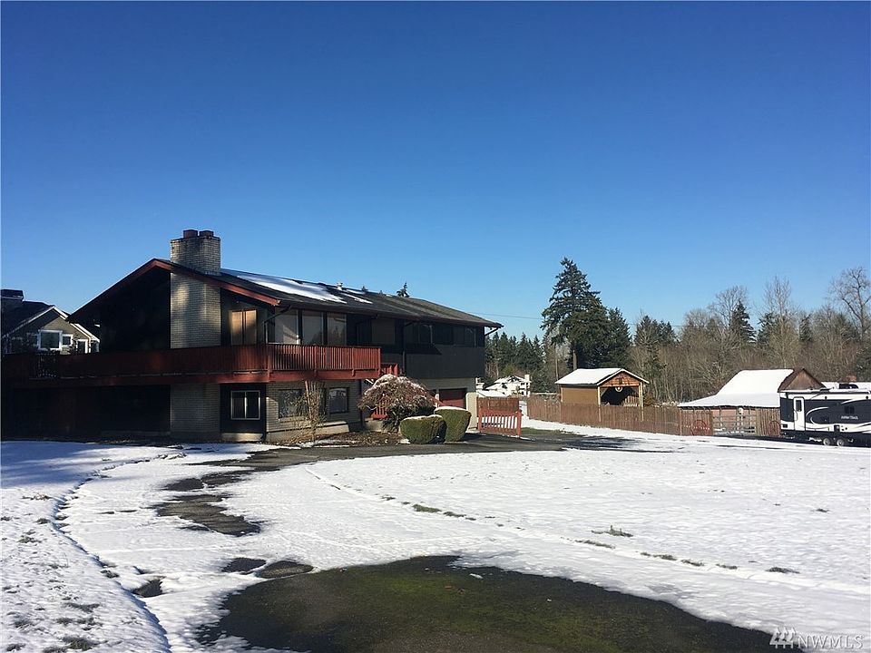 1st image of 4121 76th St E