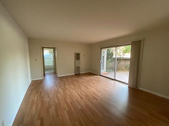 3rd image of 4274 Wilkie Way #B & E