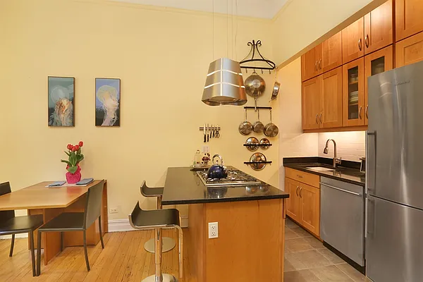 Sold by Corcoran | media 25