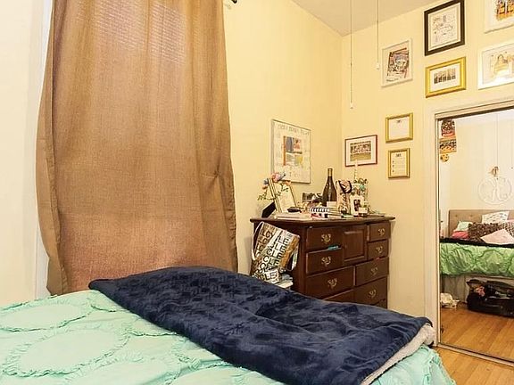 5th image of 1944 N Bissell St #1
