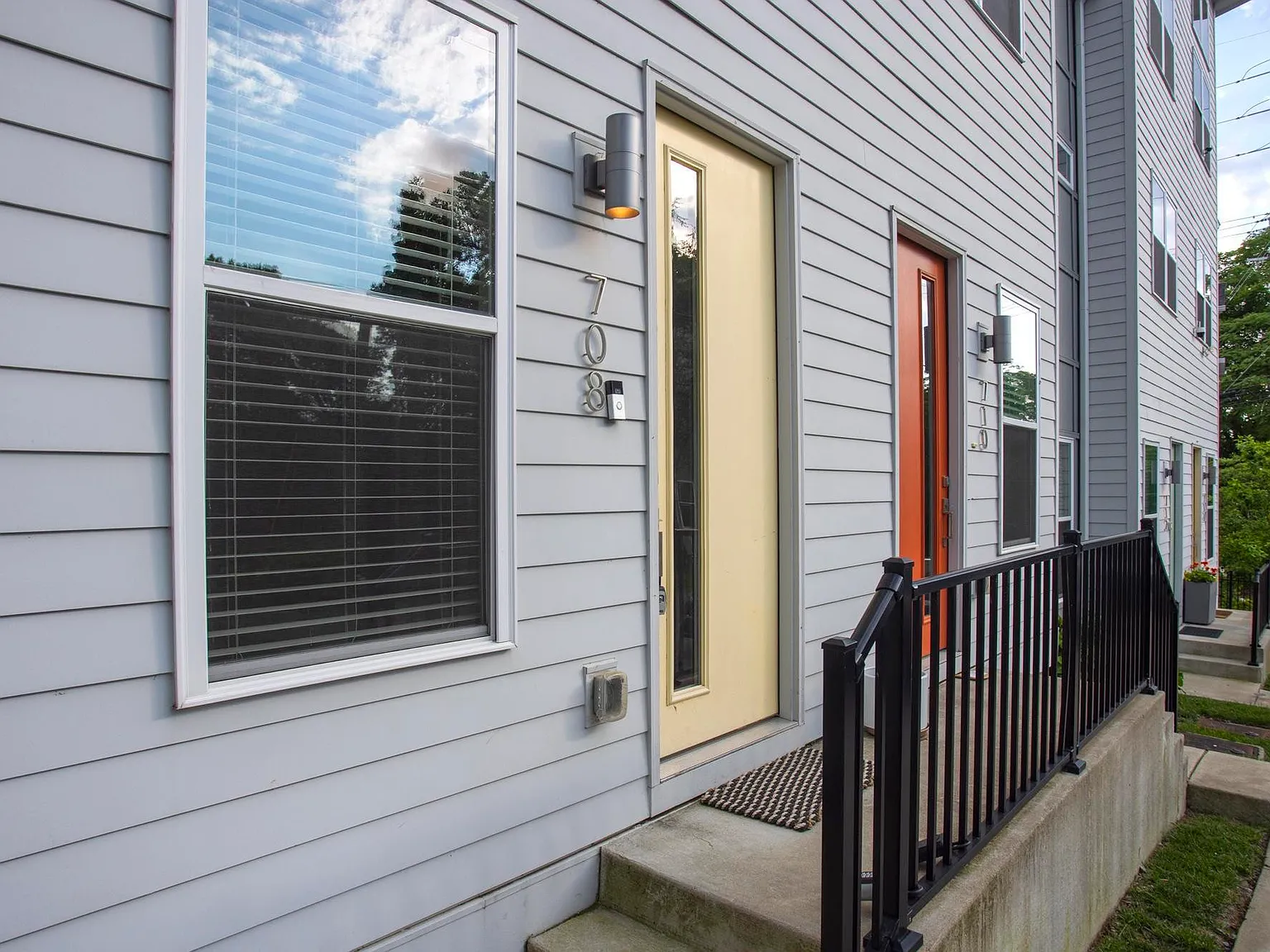 3 bed, 2.5 bath, 1851 sqft, $2,750 — Photo 3