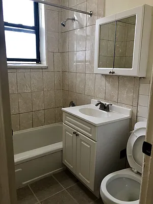 Rented by America Realty LLC | media 4