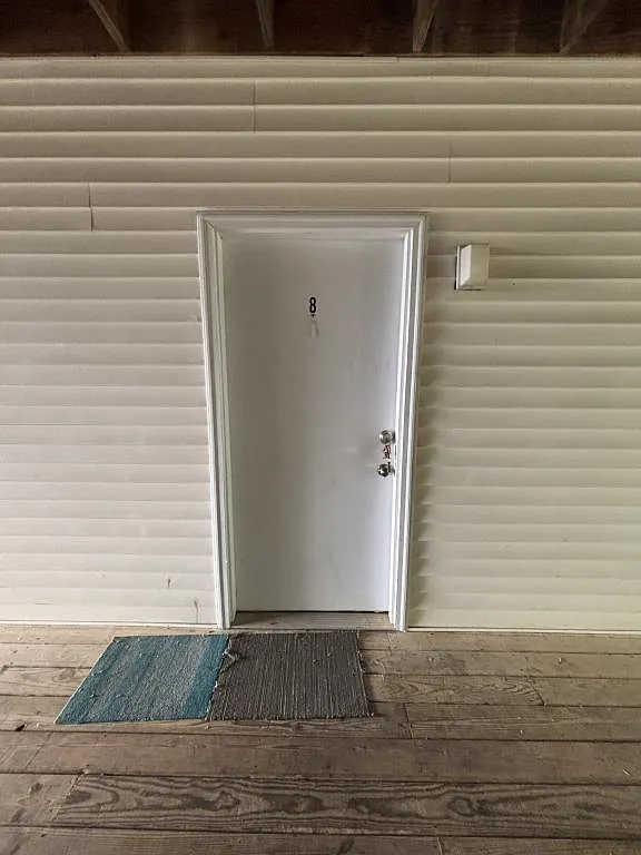 305 Farside Dr. Apt. #8 Rogersville, TN — Photo 3