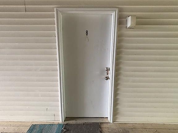 3rd image of 305 Farside Dr APT 8