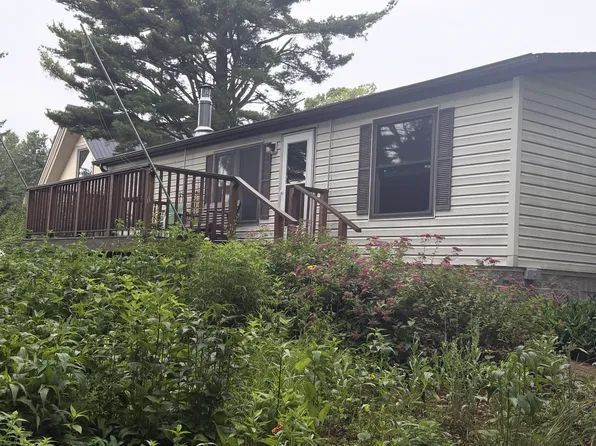 W3720 Hillcrest Ln, Sarona, WI 54870