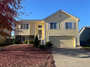 4704 N 170th St, Omaha, NE 68116