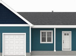 19 Forest Glen Ln, Topsham, ME 04086