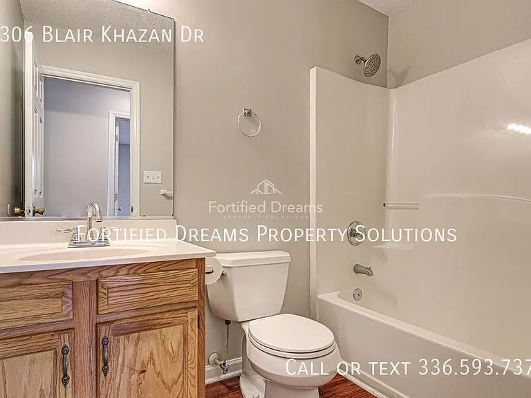 2306 Blair Khazan Dr — Photo 20