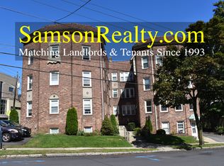 40 Sessions St #20, Providence, RI 02906