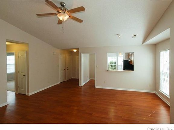 4th image of 4347 Bubbling Brook Ct