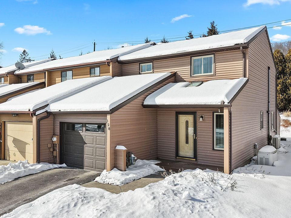 1st image of 128 Theresa Blvd