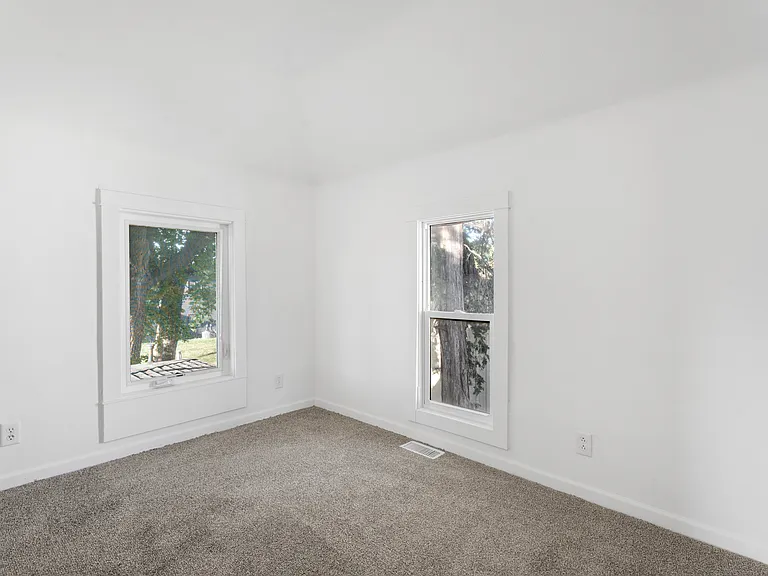 1203 E Cherry St — Photo 19