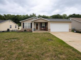 2495 Oak Forest Dr, Troy, MO 63379