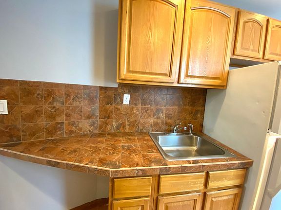 3rd image of 23-80 38th St #2L